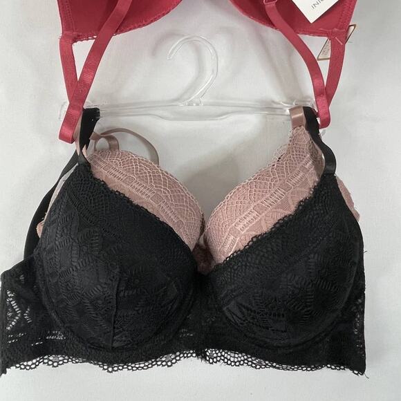 Adrienne Vittadini Front Crochet Detail Full Cup Underwired Bra 3 pack 36B NEW - Picture 3 of 14